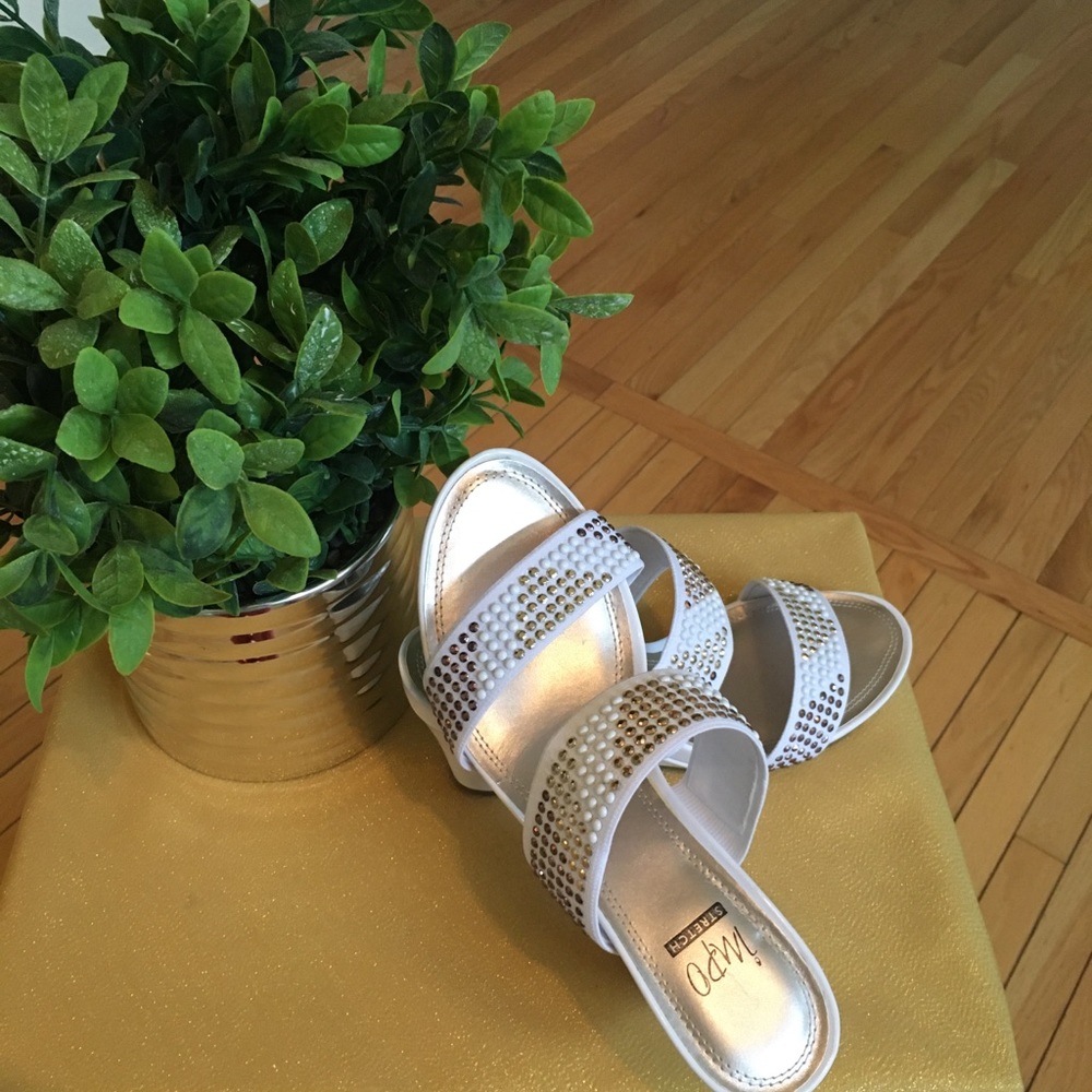Women’s Shoes